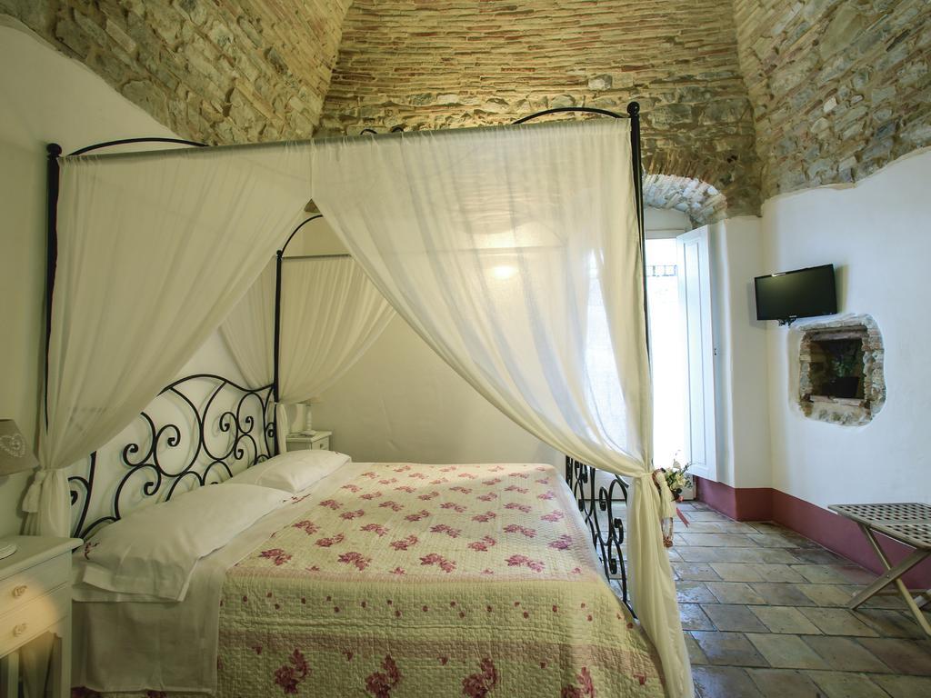 I Templari Di Alberona Hotel ห้อง รูปภาพ